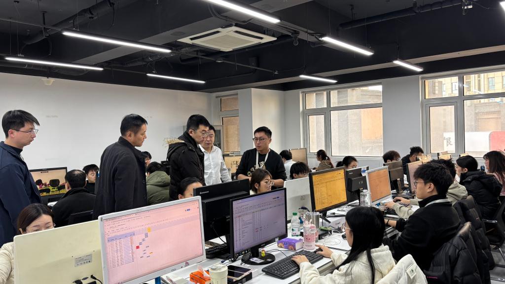 智啟未來，院企共融 人工智能學院院長牛翔一行赴網絡科技研發企業調研