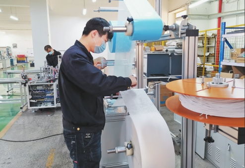 我省科技企業(yè)成功研發(fā)并交付全自動口罩機(jī)生產(chǎn)線，網(wǎng)絡(luò)科技研發(fā)助力抗疫生產(chǎn)